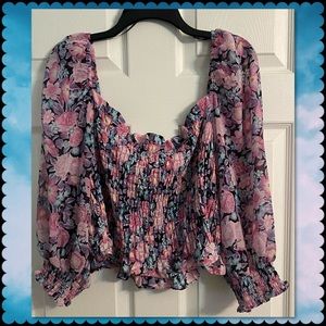 Short Smocked Blouse Pink/Floral.